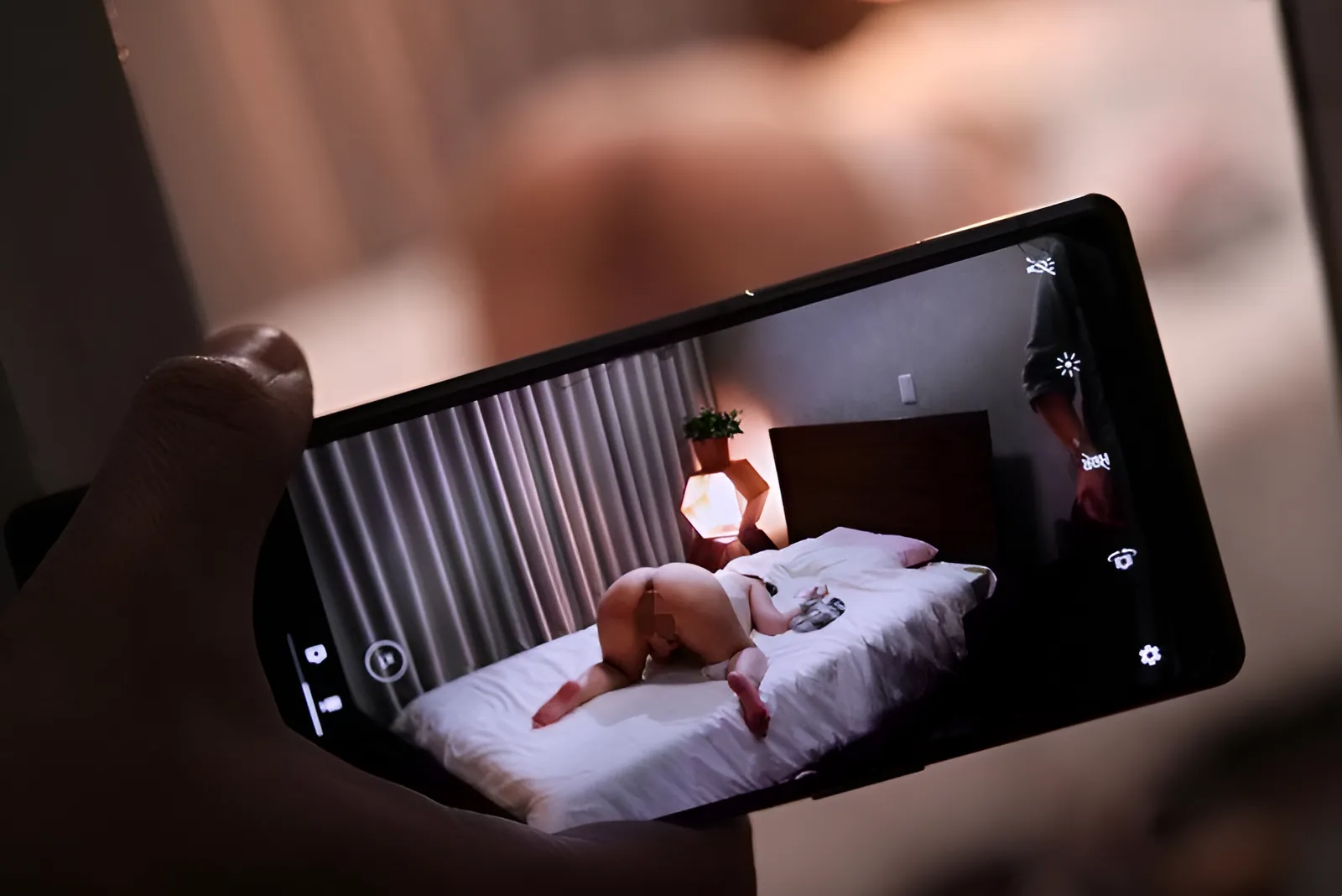 DRPT-042 Au milieu de la nuit, mon beau-frère a réveillé ma belle-soeur et s'est masturbé